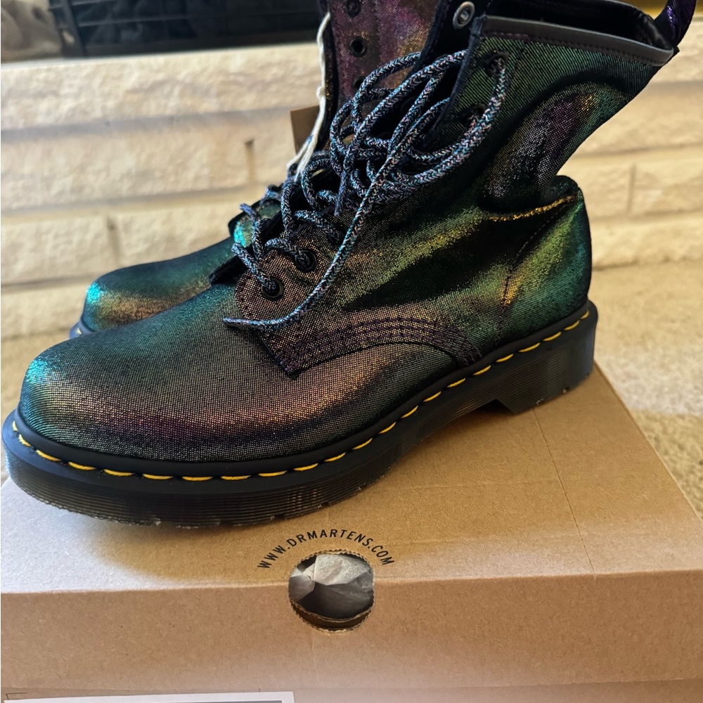 Dr. Martens 1460 Multicolor Iridescent Boots- Purple/Gold - US Size 10W NWT - Picture 6 of 6
